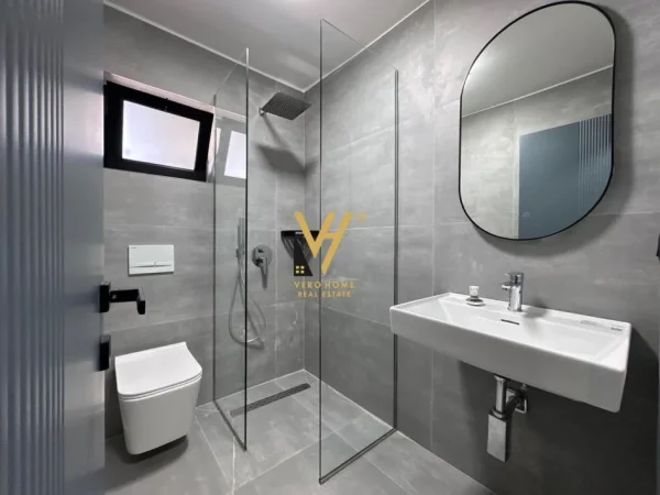 Tirane, shitet apartament 3+1+Ballkon Kati 5, 107 m² 268.000 € (MINE PEZA)