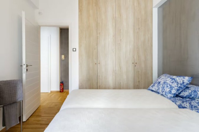 Tirane, jepet me qera apartament 1+1+Ballkon Kati 6, 140 m² 700 € (Kodra e Diellit)