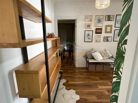 Tirane, shitet apartament 2+1+Ballkon Kati 4, 110 m² 252.400 € (Kopshti Botanik)