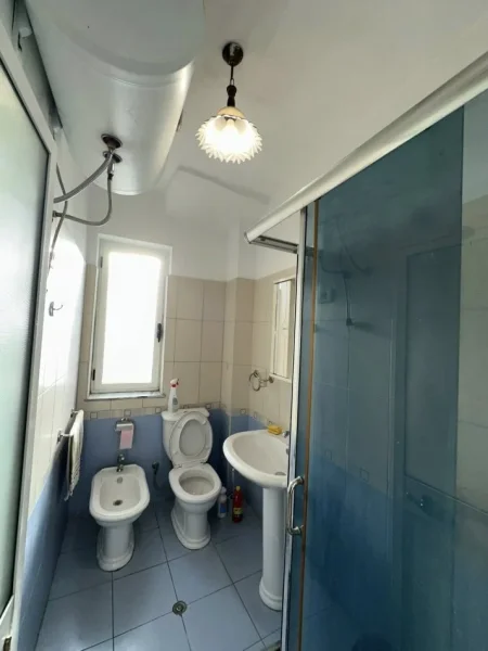 Durres, shes apartament 2+1+Aneks Kati 3, 92 m² 120.000 € (• 2+1 + Guzhine me vete dhe ballkon te bollshem Adresa: KOPSHTI IVINA ZONA 3)