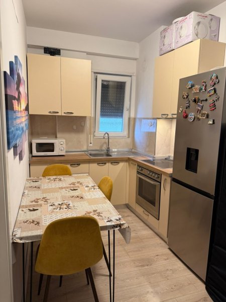Tirane, shitet apartament 1+1+Ballkon Kati 6, 42 m² 83.000 € (5 Maji)