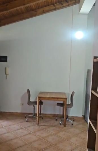 Tirane, jepet me qera apartament 2+1 Kati 4, 80 m² 380 € (Siri Kodra)