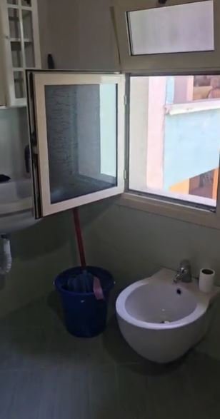 Tirane, jepet me qera apartament 2+1 Kati 4, 80 m² 380 € (Siri Kodra)