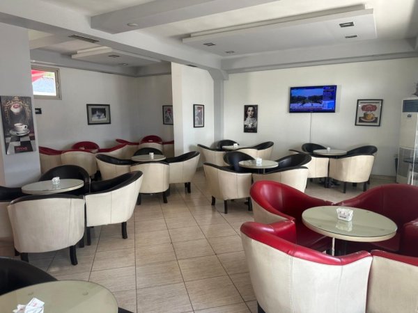 Tirane, jepet me qera lokal Kati 0, 160 m² 1.500 € (Don Bosko)