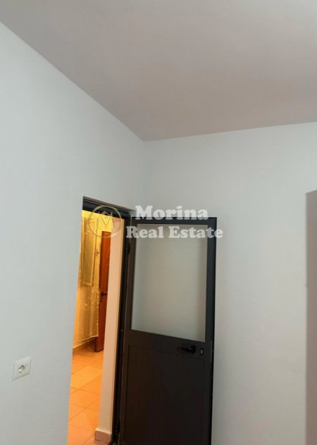 Tirane, jepet me qera apartament 1+1 Kati 1, 70 m² 300 € (Allias)