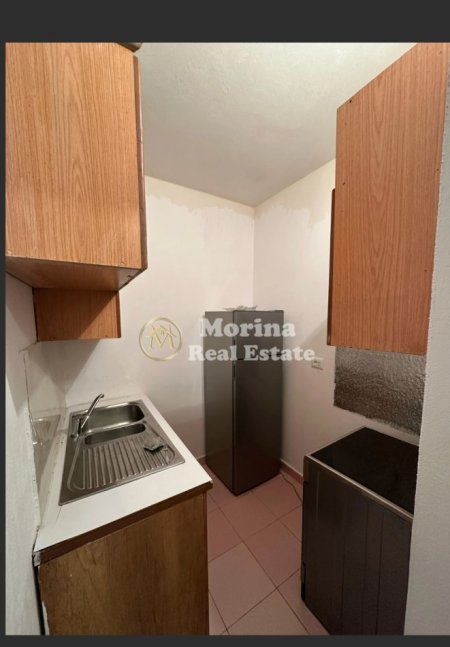 Tirane, jepet me qera apartament 1+1 Kati 1, 70 m² 300 € (Allias)