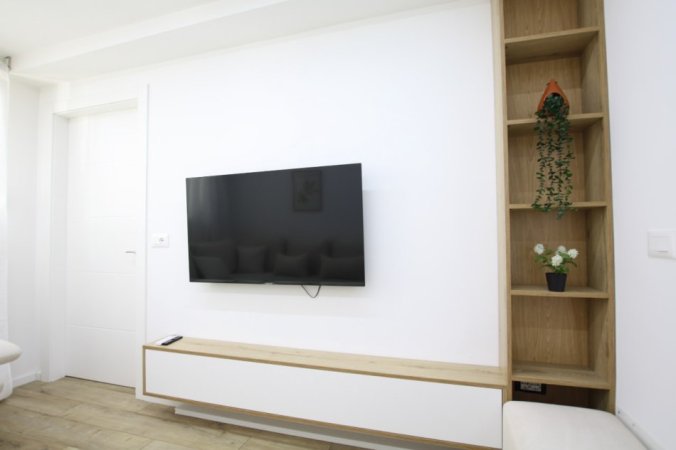Me Qera : 1+1📍21 Dhjetori (Prane Vodafone) - 650€ - Sp.66m² - 100% e Re✨