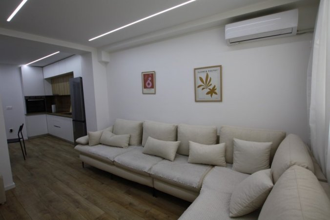 Me Qera : 1+1📍21 Dhjetori (Prane Vodafone) - 650€ - Sp.66m² - 100% e Re✨