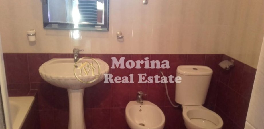 Tirane, jepet me qera shtepi 1+1 Kati 1, 60 m² 300 € (Selite)