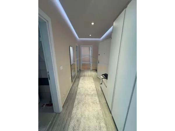 Tirane, shitet apartament 2+1+Ballkon Kati 6, 105 m² 126.000 € 