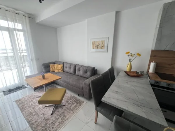 Lezhe, shitet apartament 1+1 , 80 m² 