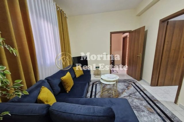 Tirane, jepet me qera apartament 2+1 Kati 1, 75 m² 750 € (Vasil Shanto)