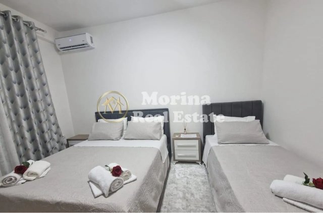 Tirane, jepet me qera apartament 2+1 Kati 1, 75 m² 750 € (Vasil Shanto)