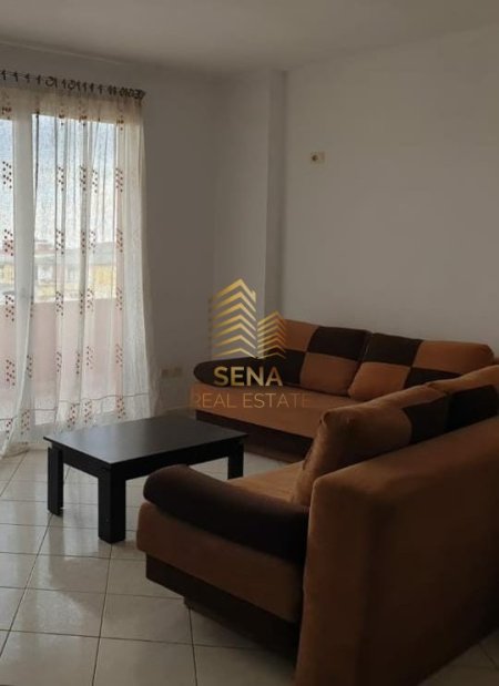 Tirane, jepet me qera apartament 2+1+Ballkon Kati 6, 100 m² 350 € (Rruga Muhamed Deliu)