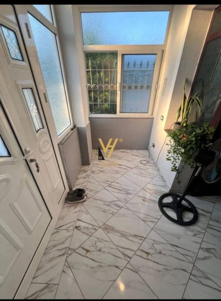 Durres, shitet shtepi 3+1+Ballkon Kati 0, 394 m² 190.000 € (PLAZH DURRES)