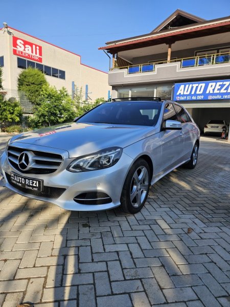 Fier, shes makine Mercedes benz Nafte, gri metalizato automatik 193 km 13.300 €