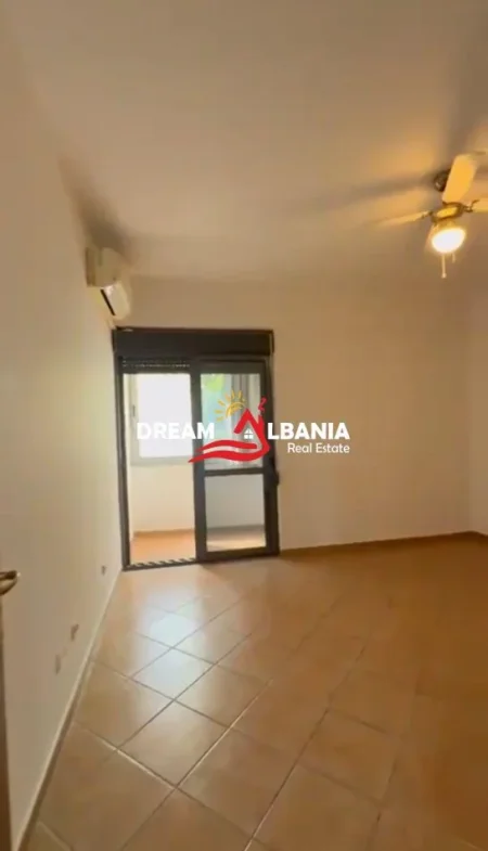 Tirane, jepet me qera apartament 2+1 Kati 2, 125 m² 260.000 € (ne rrugen e Kavajes prane Square 21)