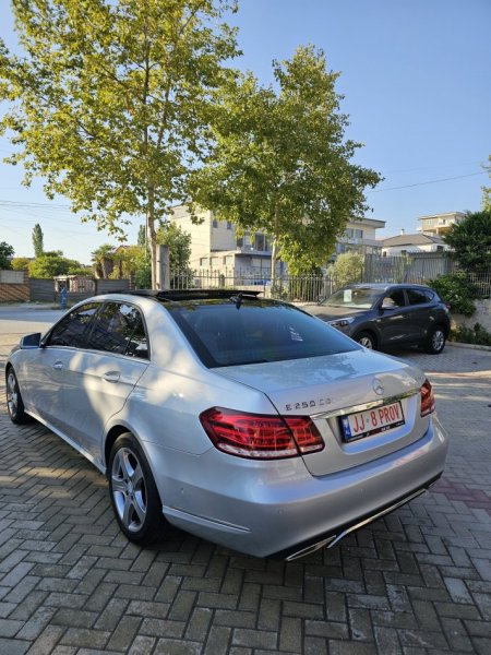Fier, shes makine Mercedes benz Nafte, gri metalizato automatik 193 km 13.300 €
