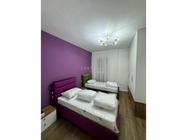 Tirane, jepet me qera apartament 2+1 Kati 3, 99 m² 800 € (TEK TRIO TOWER)