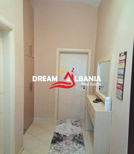 Tirane, shitet apartament 2+1+Ballkon Kati 4, 135 m² 179.500 € (ne Fresk perballe Restorant Freskut)