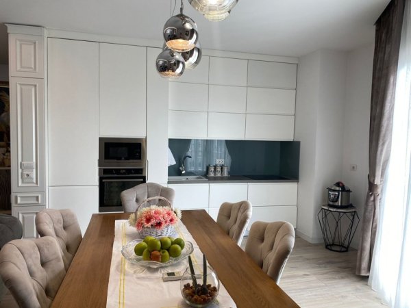 SHITET APARTAMENT 3+1+2   NE FRESK 200.000 €