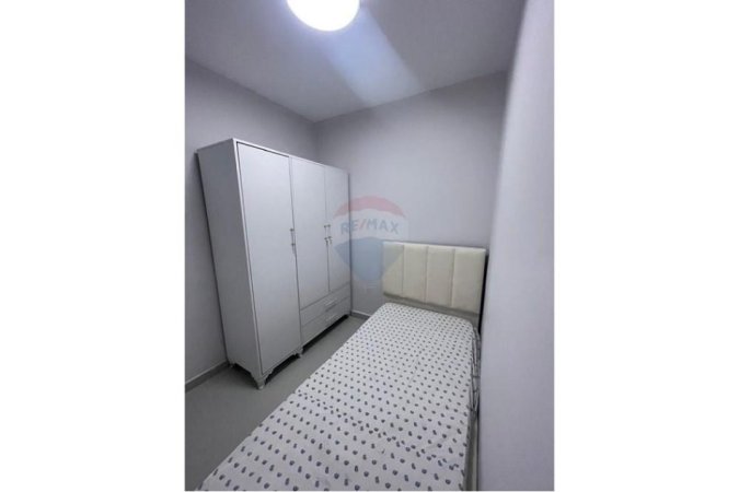 Tirane, jepet me qera apartament 2+1 Kati 1, 65 m² 600 € (21 Dhjetori)