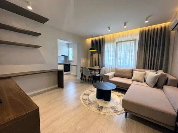 Tirane, shitet apartament 1+1+Aneks Kati 2, 55 m² 89.000 € 