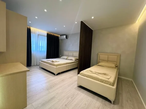 Tirane, shitet apartament 1+1+Aneks Kati 2, 55 m² 89.000 € 