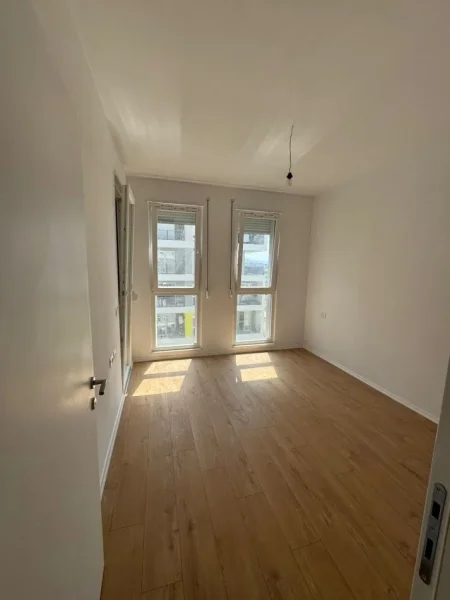 Tirane, shes apartament 1+1 Kati 5, 51 m² 68.000 € (Kompleksi Univers City)