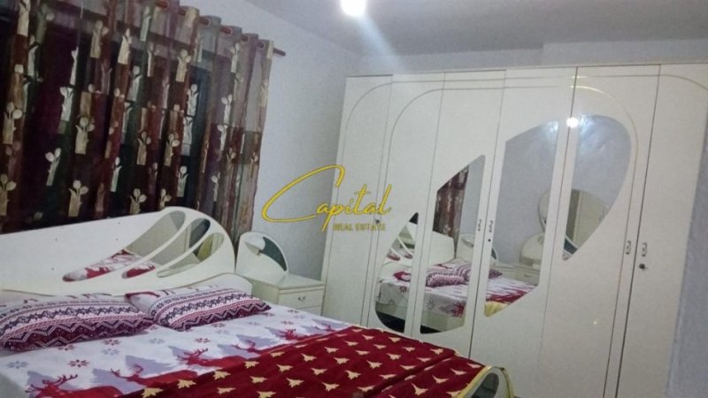 Tirane, jepet me qera apartament 2+1 Kati 1, 75 m² 400 € (RRUGA E DIBRES)