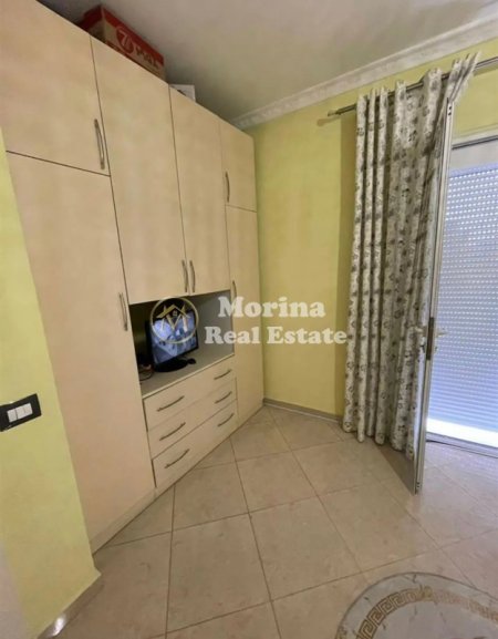 Tirane, jepet me qera apartament 3+1 Kati 3, 130 m² 350 € (Kamez)