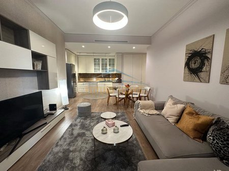 Tirane, jepet me qera apartament 2+1 Kati 4, 108 m² 1.300 € 