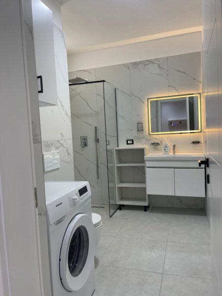 Tirane, shitet apartament 2+1 Kati 5, 110 m² 250.000 € (Rruga e kavajes perballe delijorgjit)