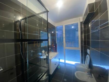 Tirane, jepet me qera apartament 2+1 Kati 2, 67 m² 750 € 