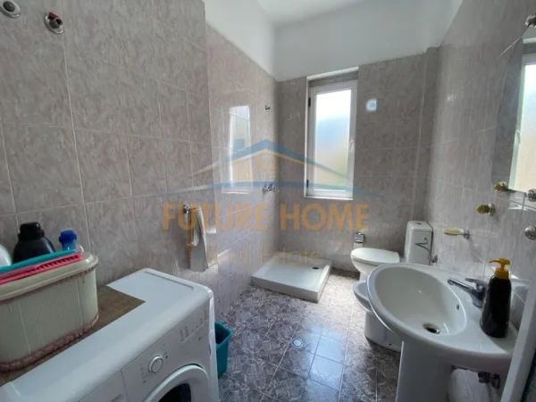 0683487469 Tirane, shitet apartament 2+1 Kati 4, 94 m² 195.000 € (Myslym Shyri)