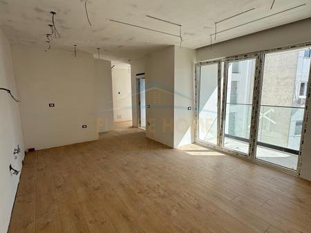 Tirane, shitet apartament 1+1+Ballkon Kati 7, 71 m² 114.240 € (Bulevardi Migjeni)