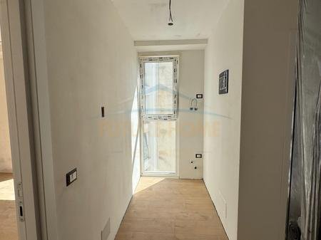 Tirane, shitet apartament 1+1+Ballkon Kati 7, 71 m² 114.240 € (Bulevardi Migjeni)