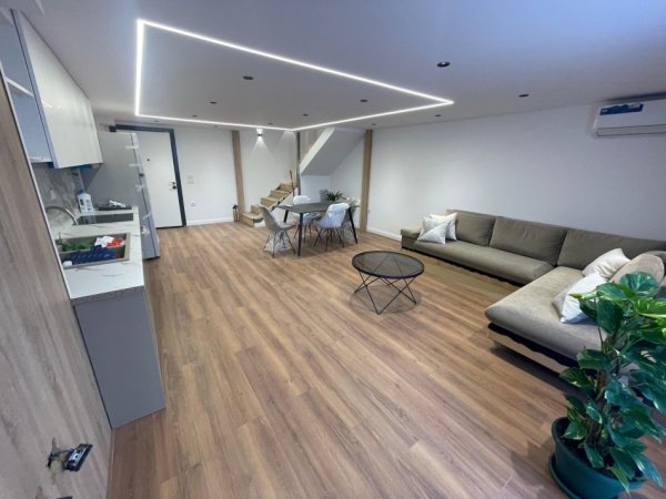 Tirane, shitet apartament duplex 2+1+Ballkon Kati 2, 104 m² 159.999 € 