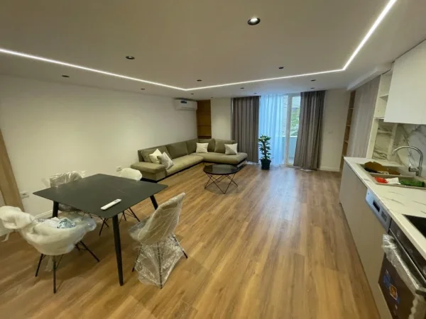 Tirane, shitet apartament duplex 2+1+Ballkon Kati 2, 104 m² 159.999 € 