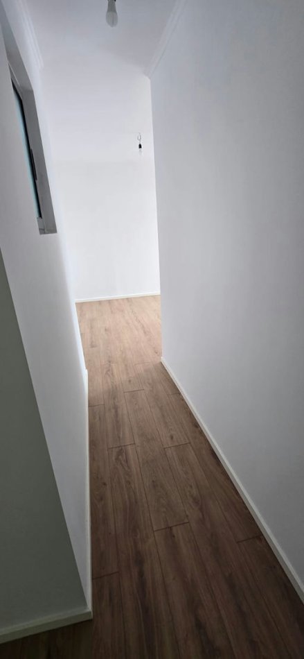 Tirane, shitet apartament 1+1+Ballkon Kati 7, 53 m² 115.000 € (Rruga &quot;Kavajes&quot;)