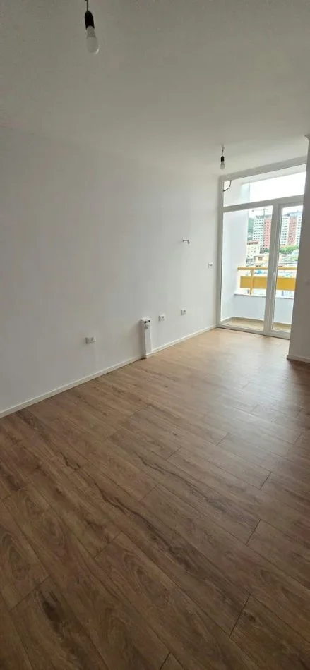 Tirane, shitet apartament 1+1+Ballkon Kati 7, 53 m² 115.000 € (Rruga "Kavajes")