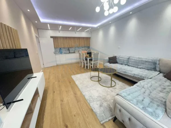 0683487469 Tirane, shitet apartament 2+1 Kati 6, 105 m² 126.000 € (FRESK)