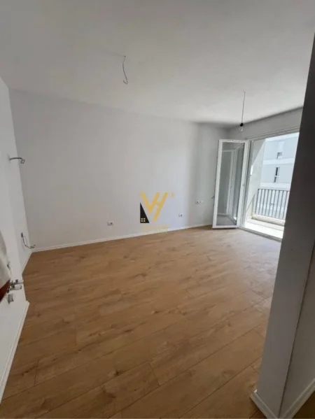 Tirane, shitet apartament 1+1+Ballkon Kati 5, 52 m² 68.000 € (UNIVERS CITY ,KAMEZ)