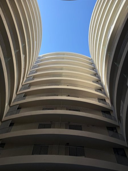 Tirane, jepet me qera ambjent biznesi Kati 13, 126 m² 2.200 € (Rruga "Mine Peza" pranë Prokurorisë.)