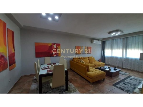 Tirane, shitet apartament 3+1 Kati 5, 108 m² 170.000 € (RRUGEN E DIBRES PRANE SHIK)