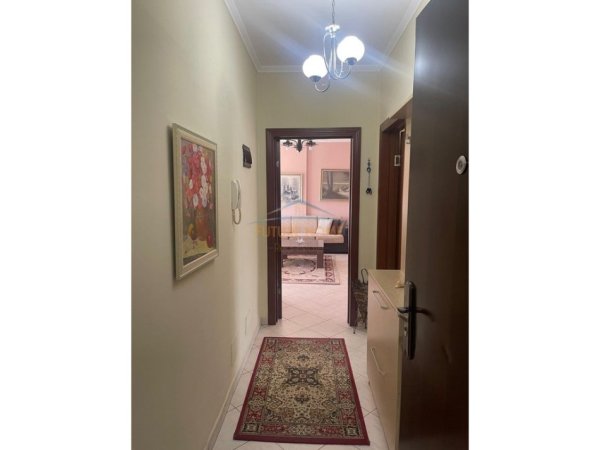 Tirane, jepet me qera apartament 2+1 Kati 8, 100 m² 600 € (rruga Dritan Hoxha)