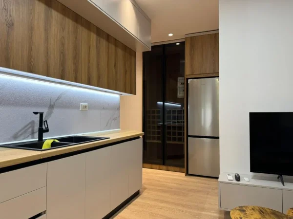 Tirane, shitet apartament 1+1 , 60 m² 120.000 € (Kopshti zoologjik)