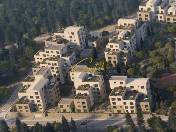 Vlore, shitet apartament 2+1 Kati 1, 102 m² 272.871 € (DHERMI)