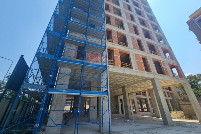 Tirane, shitet apartament 2+1+Ballkon , 113 m² 195.130 € 