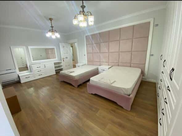 Tirane, jepet me qera apartament 2+1 Kati 3, 110 m² 800 € (Don Bosko)